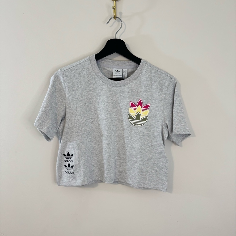 NWOT Adidas Gray Crop Tee Short with Pink and Yellow Logo Sz S